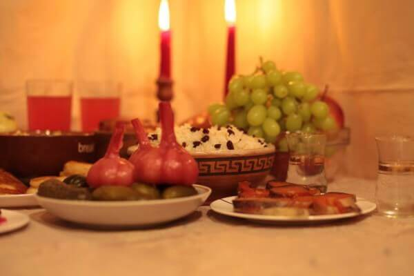 Поминальный стол